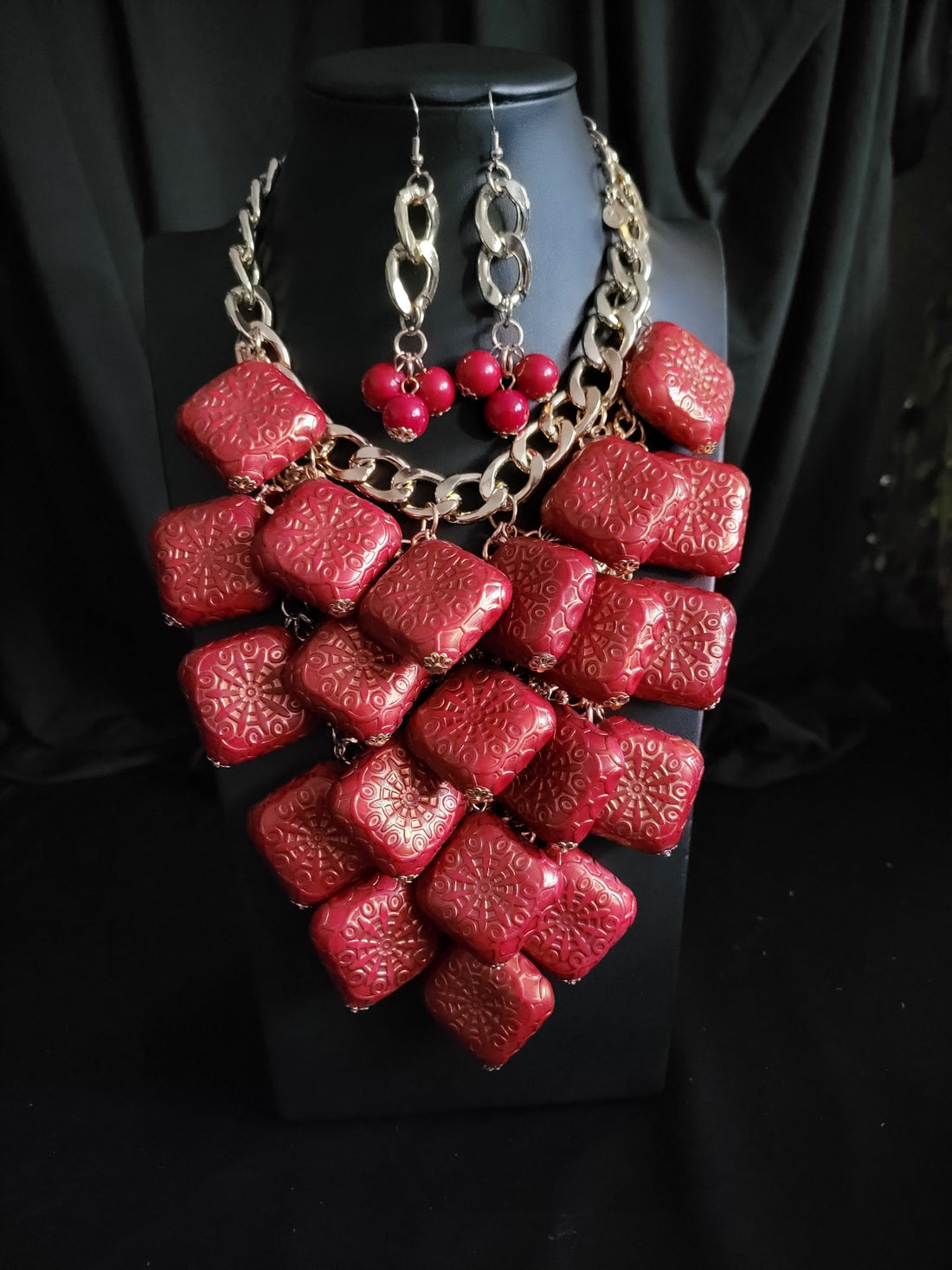 "Ruby" Red/Gold Statement Necklace