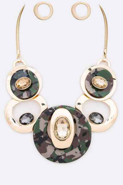 CRYSTAL HOOPS NECKLACE SET (Camo)