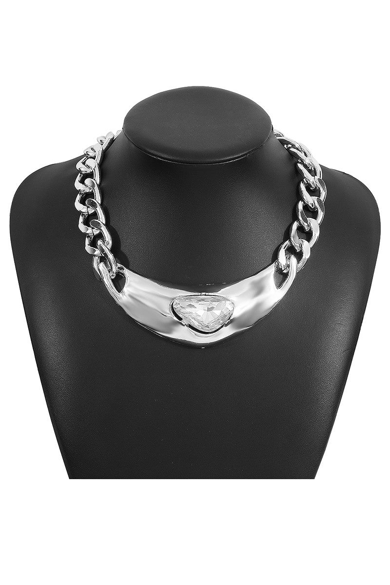 Chunky Metal Chain Pendant Necklace (Silver)