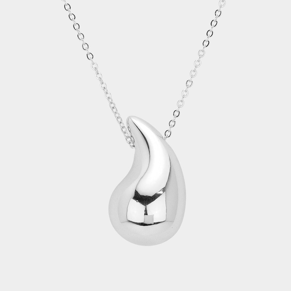 Metal Teardrop Pendant Necklace (Silver)